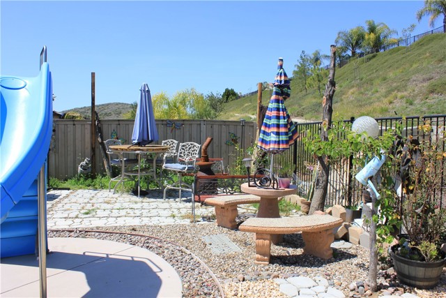 Image 7 of 22 For 34156 Hillside Drive