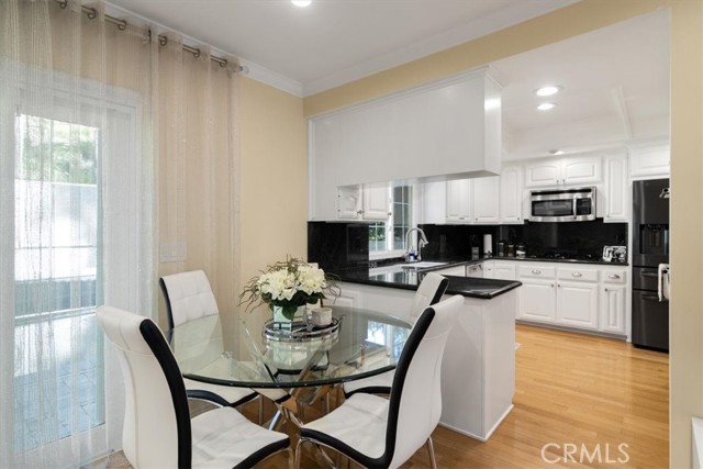 1806 N Bel Aire Drive, Burbank, CA, 91504 1806 N Bel Aire Drive, Burbank, CA, 91504