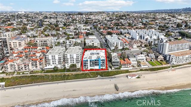 Detail Gallery Image 35 of 42 For 575 Esplanade #205,  Redondo Beach,  CA 90277 - 2 Beds | 2 Baths