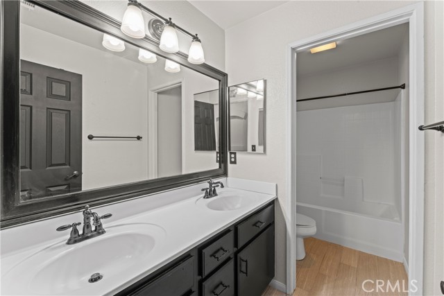 7803 Calle Carrisa Street, Highland CA: https://media.crmls.org/medias/18d1ea27-3f54-4611-b395-49cbdf21a543.jpg