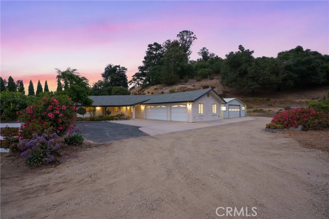 1794 Pomeroy Road, Arroyo Grande CA: https://media.crmls.org/medias/18d2a57b-85cd-4abb-9909-b3ebe320cef8.jpg