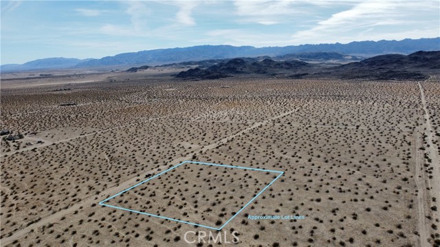 Detail Gallery Image 4 of 8 For 2 Fascination Ave, Joshua Tree,  CA 92252 - – Beds | – Baths