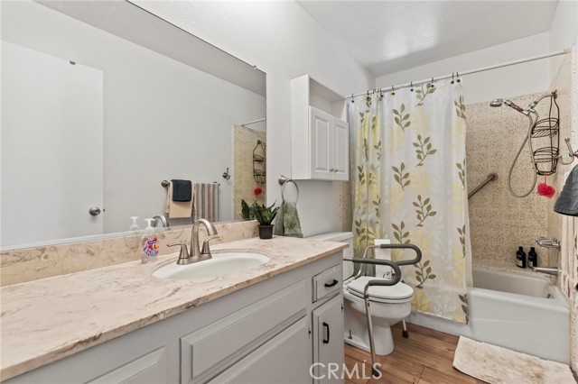 2170 Ramsey Way, Chico CA: https://media.crmls.org/medias/18d351ac-6470-4773-aef9-75fec1fc117b.jpg