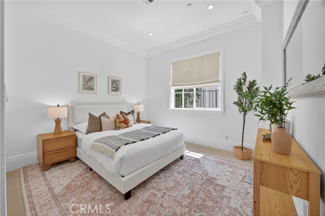8056 Kentwood Avenue, Los Angeles CA: https://media.crmls.org/medias/18d3f9d9-7915-4e83-95f1-19b403ce862a.jpg
