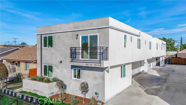 Detail Gallery Image 1 of 15 For 1183 E 59th Pl, Los Angeles,  CA 90001 - 3 Beds | 2 Baths