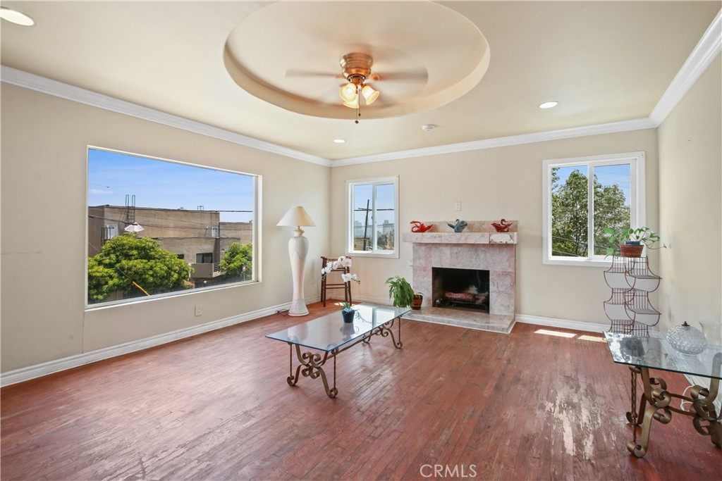 1831 N Alvarado Street, Los Angeles, CA 90026