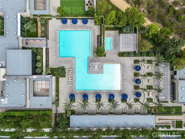 58 Sagan, Irvine CA: https://media.crmls.org/medias/18d5c29f-eff3-4001-a1a0-4d3351baef60.jpg