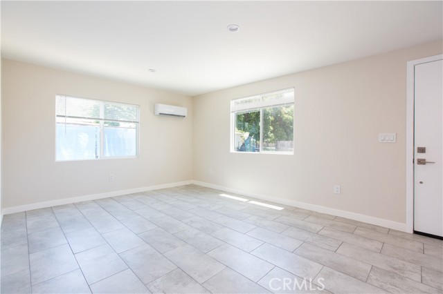7732 Bright Avenue, Whittier CA: https://media.crmls.org/medias/18d5e820-d790-4241-a707-beb91d34b5b3.jpg