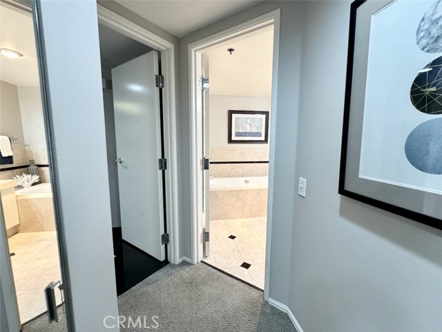 Detail Gallery Image 31 of 56 For 525 E Seaside Way #305,  Long Beach,  CA 90802 - 2 Beds | 1/1 Baths