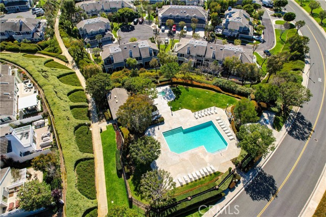 29 Hancock Street, Laguna Niguel CA: https://media.crmls.org/medias/18d6ff11-4a52-4664-98e4-8e4576aedffd.jpg