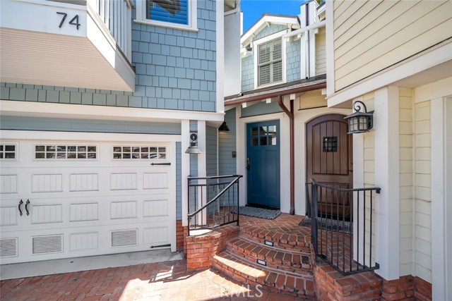 Image 3 of 75 For 74 San Francisco Street
