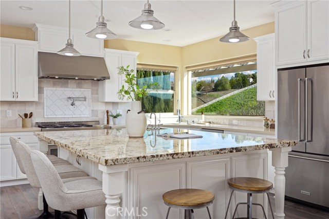 Detail Gallery Image 9 of 47 For 2015 Kleck Rd, Paso Robles,  CA 93446 - 4 Beds | 3 Baths