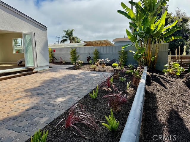 102 Trafalgar Lane, San Clemente CA: https://media.crmls.org/medias/18da4a3d-48f2-4cee-ac59-470d533714a0.jpg