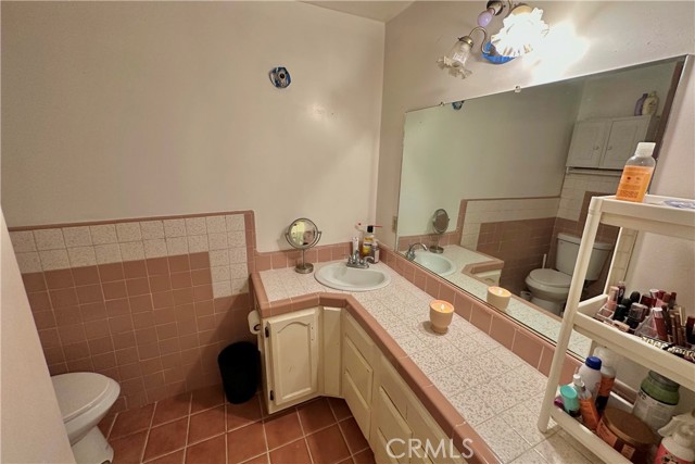 Detail Gallery Image 24 of 32 For 8331 Vista Del Rosa St, Downey,  CA 90240 - 3 Beds | 2 Baths