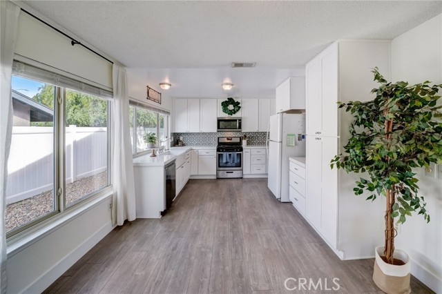 Detail Gallery Image 12 of 47 For 7034 Miami St, Riverside,  CA 92506 - 4 Beds | 2 Baths