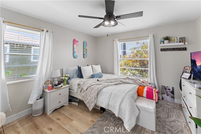 923 W Maple Avenue, Orange CA: https://media.crmls.org/medias/18db3765-7470-46e2-8350-9acabc5b5e8b.jpg