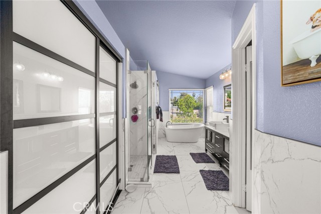 245 Cottonwood Avenue, Riverside CA: https://media.crmls.org/medias/18db54b5-989b-4750-aa9c-5e99dba493d7.jpg