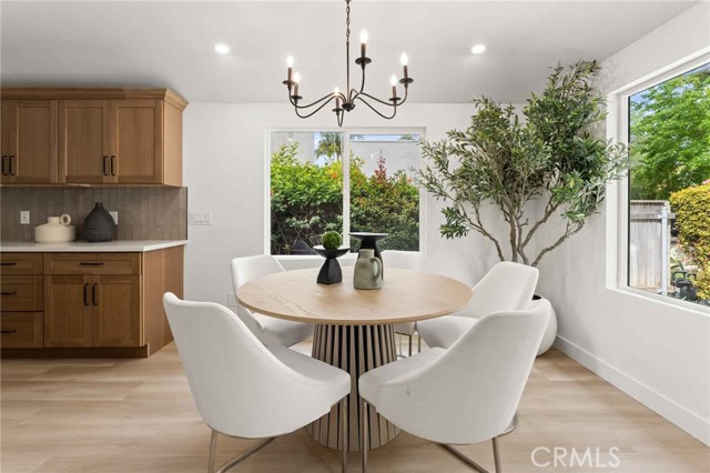 11408 Waterford Street, Los Angeles CA: https://media.crmls.org/medias/18dbfbf0-6d15-4590-83fd-dc574c3a8798.jpg