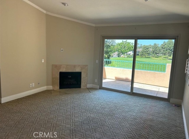 Detail Gallery Image 2 of 8 For 214 Villa Point Dr, Newport Beach,  CA 92660 - 1 Beds | 1 Baths