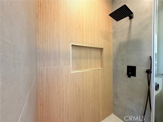 Detail Gallery Image 31 of 34 For 302 Tall Oak, Irvine,  CA 92603 - 3 Beds | 3/1 Baths