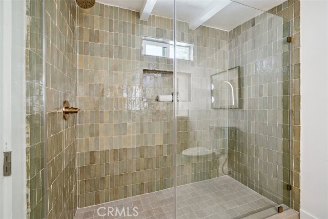 Detail Gallery Image 17 of 33 For 21 La Cadena St, Santa Barbara,  CA 93103 - 3 Beds | 2/1 Baths