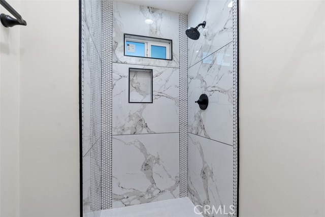 Detail Gallery Image 30 of 38 For 4769 E Malta, Long Beach,  CA 90815 - 3 Beds | 3 Baths