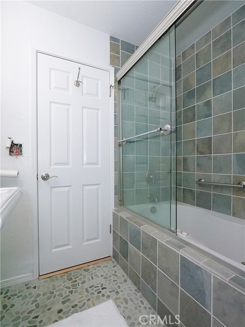 633 Prospect Avenue, Redondo Beach, California 90277, 2 Bedrooms Bedrooms, ,2 BathroomsBathrooms,Residential,Sold,Prospect,SB22126675