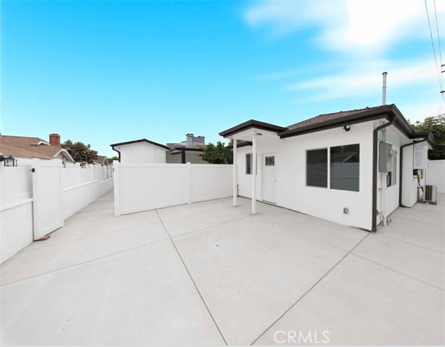 Detail Gallery Image 1 of 13 For 536 Myrtle St a,  Glendale,  CA 91203 - 1 Beds | 1 Baths