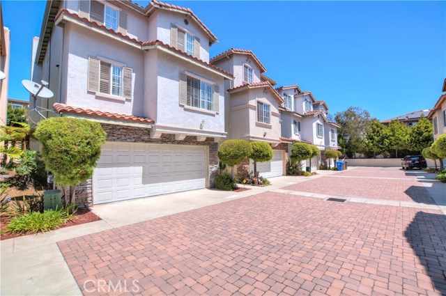 700 Meyer Lane, Redondo Beach, California 90278, 3 Bedrooms Bedrooms, ,3 BathroomsBathrooms,Residential,Sold,Meyer,RS16706464