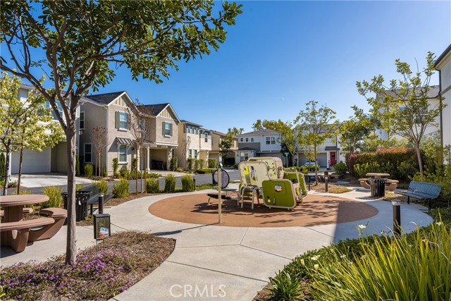 Detail Gallery Image 45 of 45 For 947 Aurora Ln, Costa Mesa,  CA 92626 - 3 Beds | 2/1 Baths