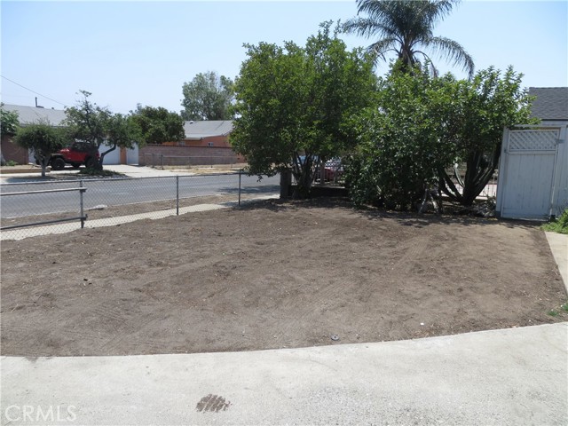 Detail Gallery Image 4 of 35 For 9525 Stanwin Ave, Arleta,  CA 91331 - 3 Beds | 2 Baths