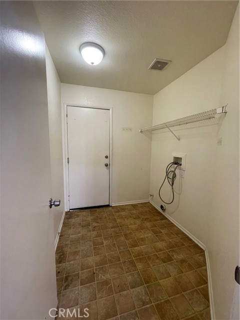 Detail Gallery Image 14 of 22 For 44135 17th St, Lancaster,  CA 93535 - 3 Beds | 2 Baths