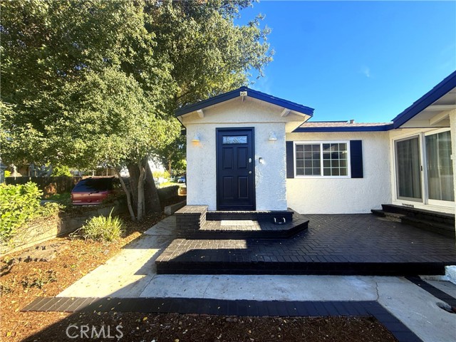 Detail Gallery Image 5 of 17 For 10358 Eldora Ave, Sunland,  CA 91040 - 2 Beds | 2 Baths