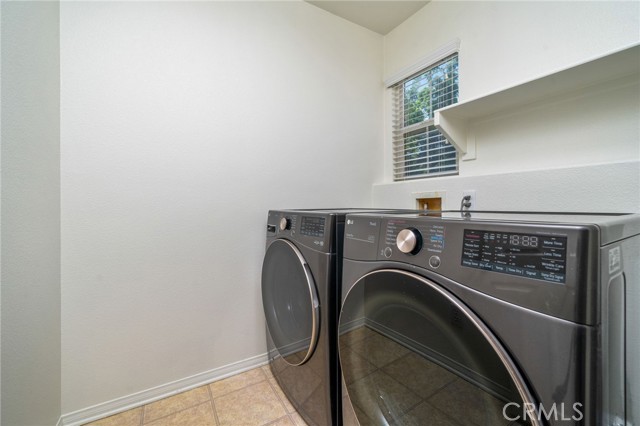 Detail Gallery Image 16 of 43 For 406 N Placer Privado, Ontario,  CA 91764 - 3 Beds | 2/1 Baths