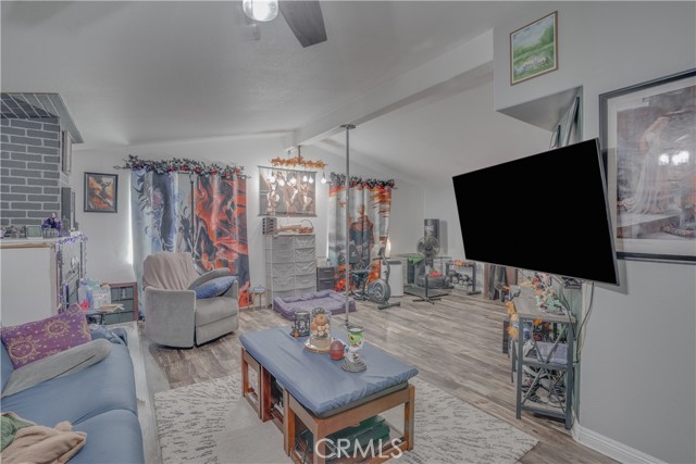 Detail Gallery Image 8 of 35 For 700 E Washington St #243,  Colton,  CA 92324 - 3 Beds | 2 Baths