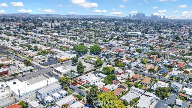 Detail Gallery Image 26 of 27 For 3416 11th, Los Angeles,  CA 90018 - 4 Beds | 3 Baths