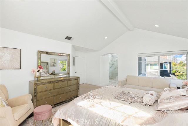 Detail Gallery Image 22 of 51 For 2421 E 16th #1,  Newport Beach,  CA 92663 - 4 Beds | 2/1 Baths