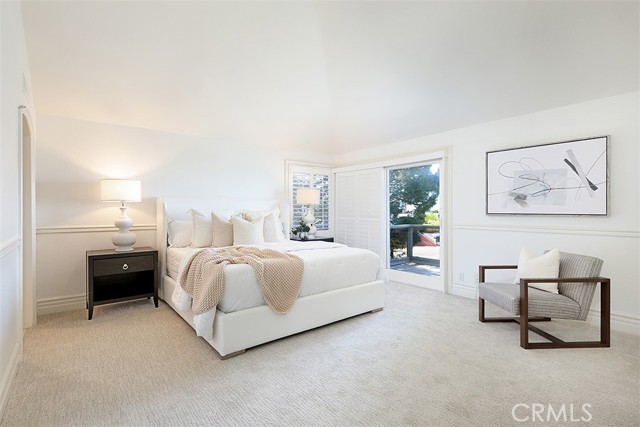 Detail Gallery Image 12 of 33 For 1 Coventry, Newport Beach,  CA 92660 - 4 Beds | 3/1 Baths