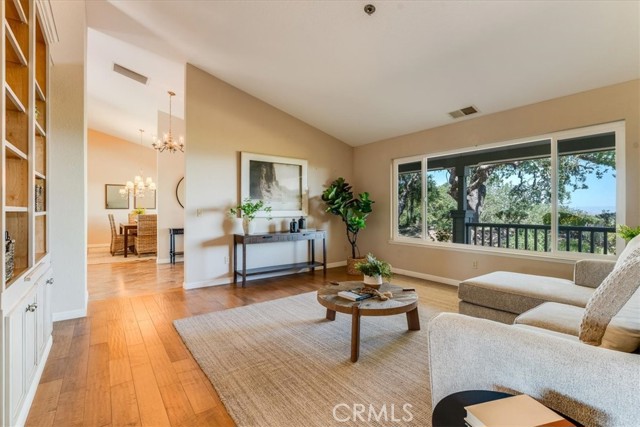 Detail Gallery Image 14 of 62 For 12405 Santa Ana, Atascadero,  CA 93422 - 4 Beds | 3/1 Baths