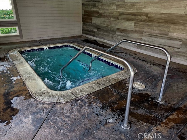 Detail Gallery Image 30 of 41 For 1550 Rimpau Ave #20,  Corona,  CA 92881 - 3 Beds | 2 Baths