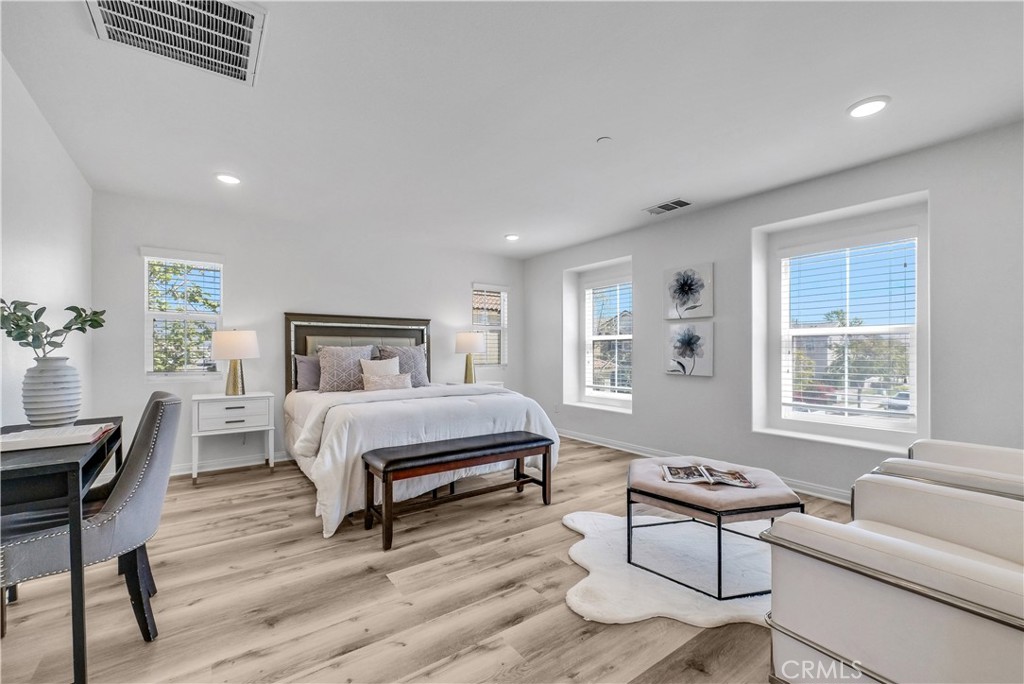 MLS #OC25151215 img 23