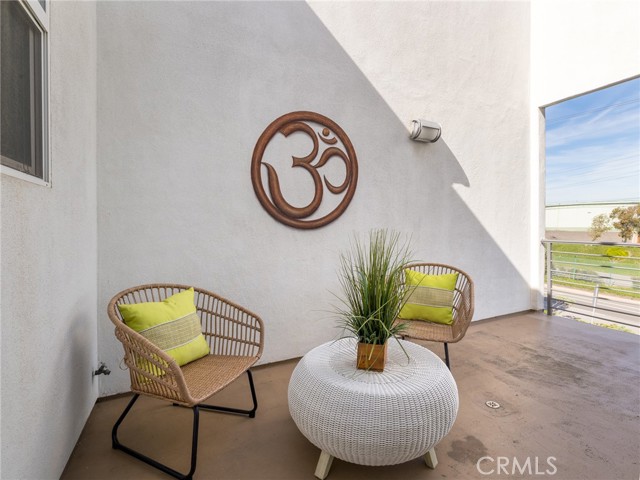 502 Rosecrans Avenue, Manhattan Beach, California 90266, 2 Bedrooms Bedrooms, ,2 BathroomsBathrooms,Residential,Sold,Rosecrans,SB23227735