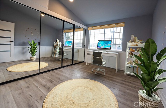 Detail Gallery Image 20 of 24 For 5706 Wallis Ln, Woodland Hills,  CA 91367 - 4 Beds | 4 Baths