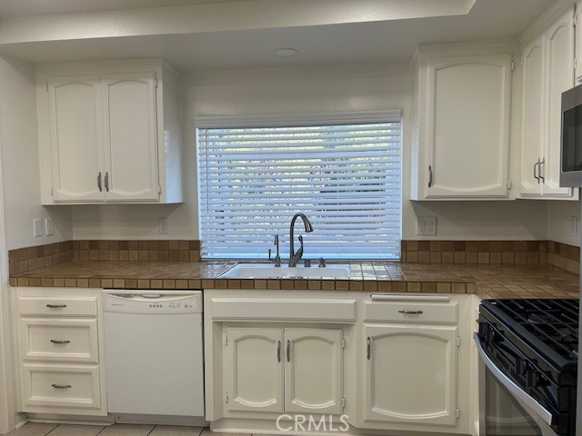 26303 W Bravo Lane, Calabasas CA: https://media.crmls.org/medias/18e75808-aad7-4761-b856-17b7b78edf80.jpg