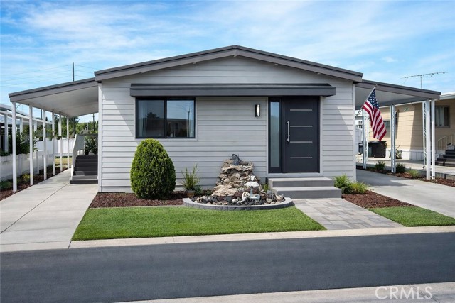 13 PALM VIA, Anaheim CA: https://media.crmls.org/medias/18e7a705-2eba-4b0f-817d-60d21d510f40.jpg