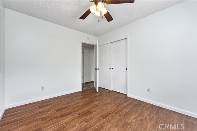 Detail Gallery Image 33 of 43 For 813 Orangewood, Bakersfield,  CA 93306 - 3 Beds | 2 Baths