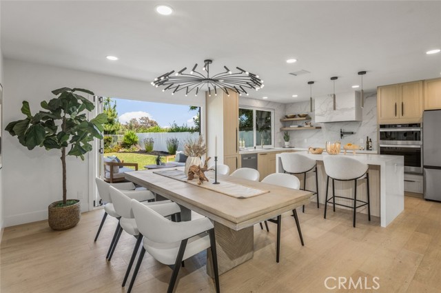 25302 Posada Lane, Mission Viejo CA: https://media.crmls.org/medias/18e7c25a-543c-4577-9ae1-6a0f9b55695c.jpg
