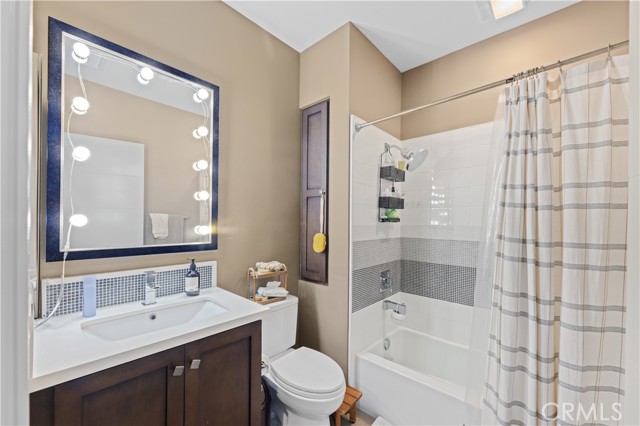 Detail Gallery Image 38 of 51 For 1530 Greenwich Way, Costa Mesa,  CA 92627 - 2 Beds | 3/1 Baths