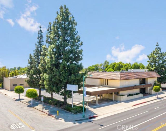 9934 Las Tunas Drive, Temple City, California 91780, ,Commercial Lease,For Rent,9934 Las Tunas Drive,CRAR22202057