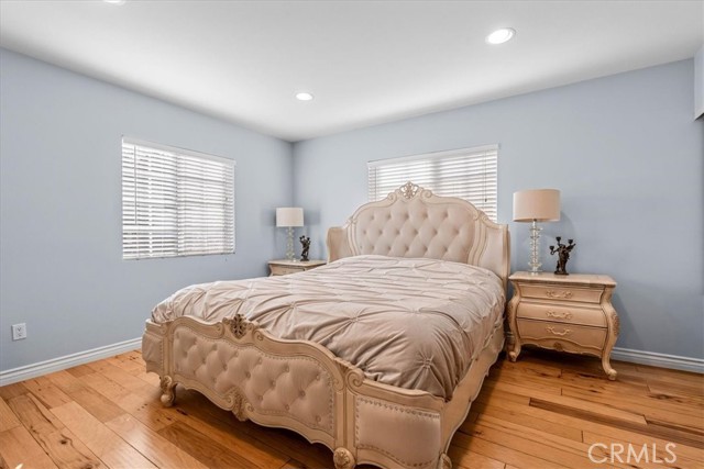 Detail Gallery Image 16 of 40 For 15951 Simonds St, Granada Hills,  CA 91344 - 7 Beds | 6 Baths